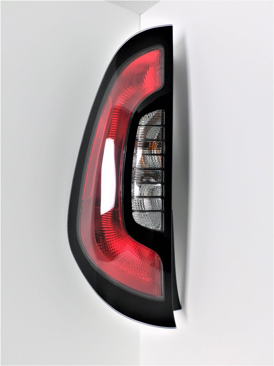 tiffin rv driver's side tail light 5064706